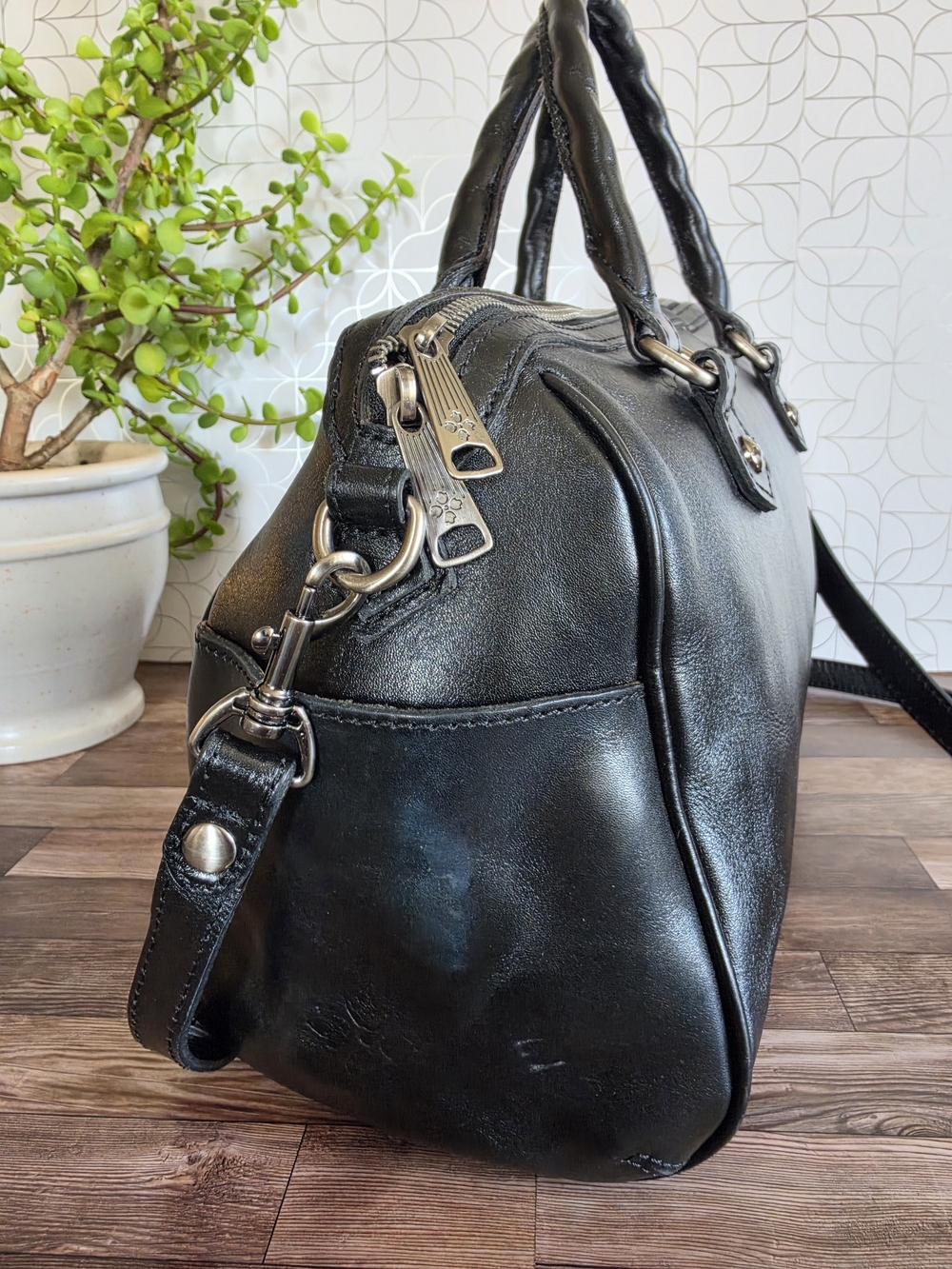 Patricia Nash Skye Satchel in tooled black leather Shoulder Handbag - Picture 6 of 12